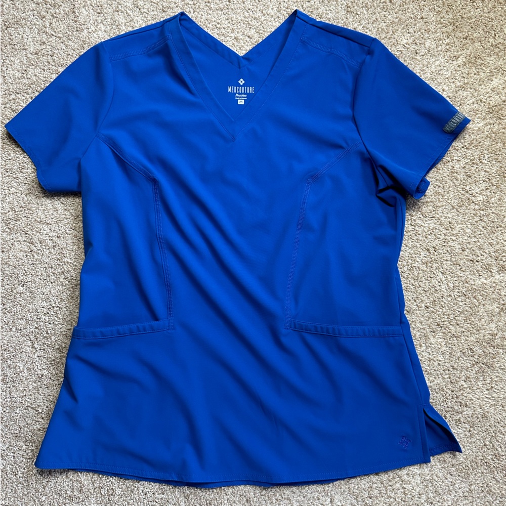 Med Couture Peaches Scrub Top